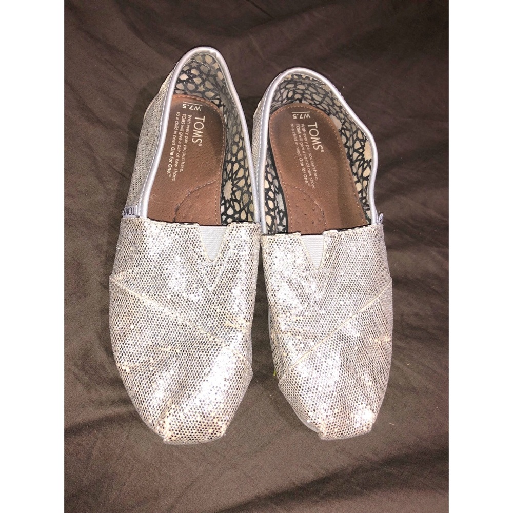 Toms - MAKE AN OFFER